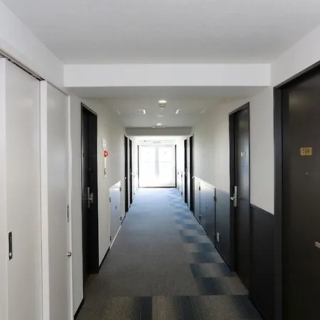 Oyo Hotel Reborn Namba-Minami